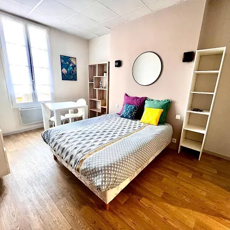 Beau 2 En Centre De Au Calme Proche Gare Niort