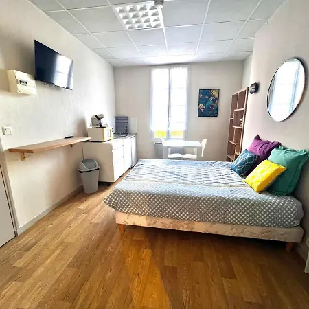 Beau 2 En Centre De Au Calme Proche Gare *